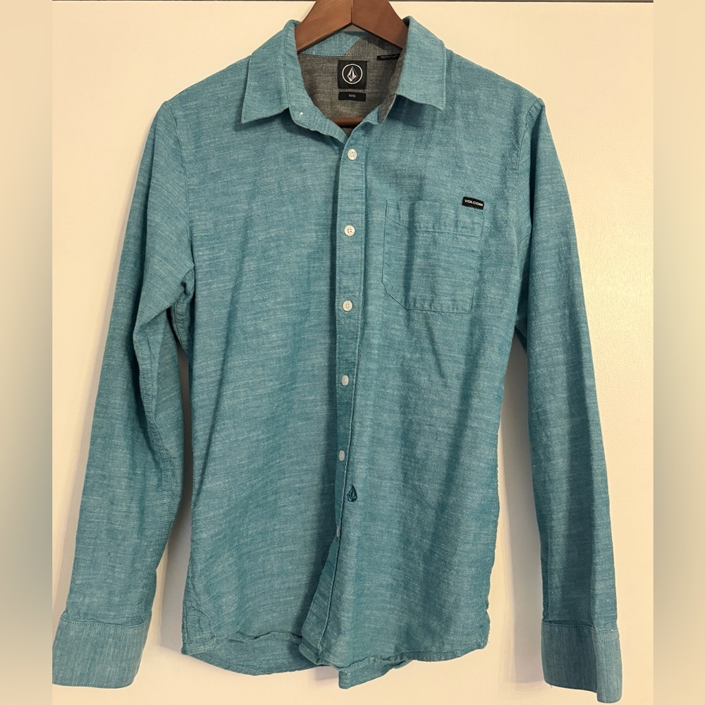 Men’s Volcom button up